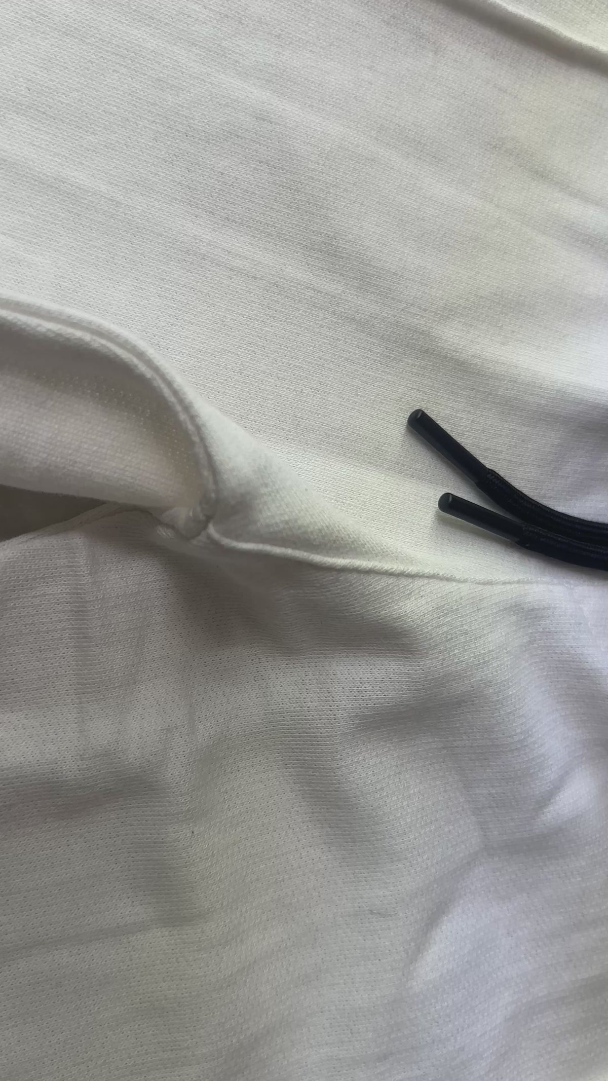 Best Comfy Pleated White Trouser For Casual Wear and Events.